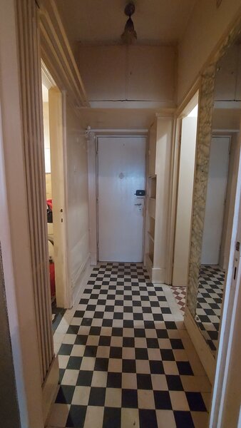 Batistei, aproape Centrul Cultural Chinez,