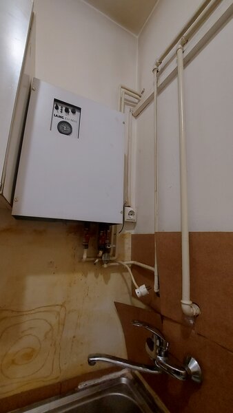 Batistei, aproape Centrul Cultural Chinez,